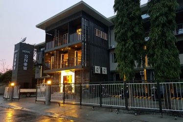 hotel snow
